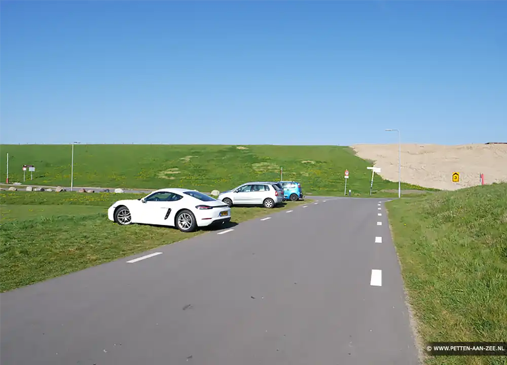 Auto parkeren Petten aan Zee